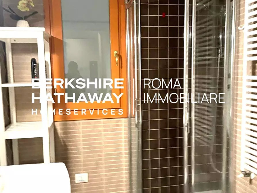 Immagine 4 di Appartamento in affitto  in Via Riccardo Bacchelli a Roma