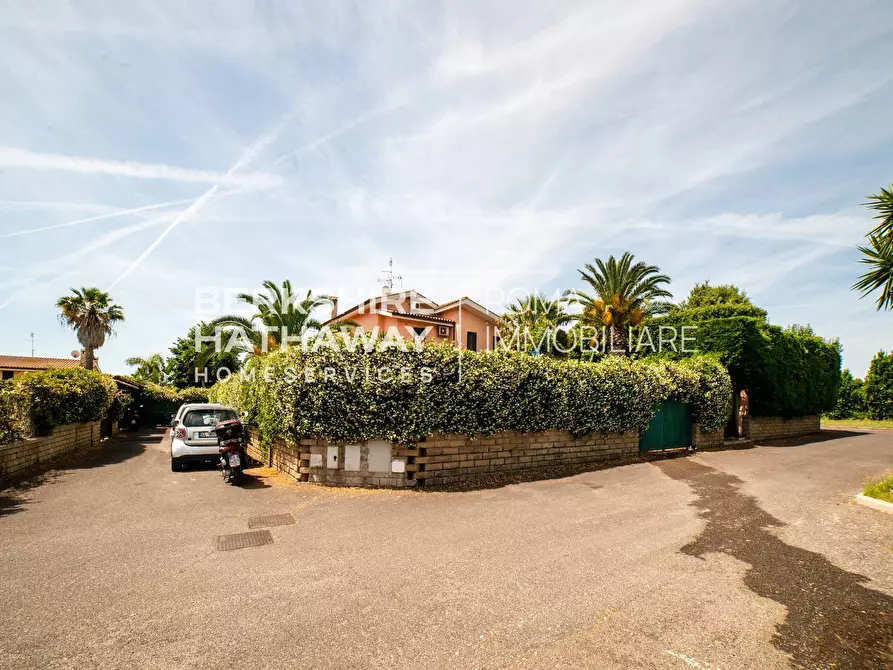 Immagine 5 di Villetta a schiera in vendita  in Via Pian Del Marmo 1 a Roma