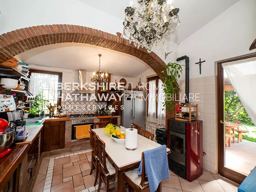 Immagine 20 di Villetta a schiera in vendita  in Via Pian Del Marmo 1 a Roma