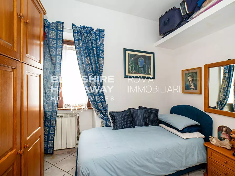 Immagine 25 di Villetta a schiera in vendita  in Via Pian Del Marmo 1 a Roma