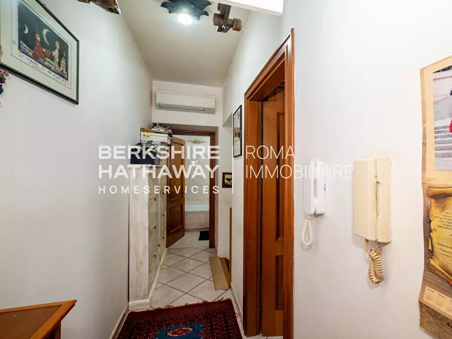 Immagine 29 di Villetta a schiera in vendita  in Via Pian Del Marmo 1 a Roma