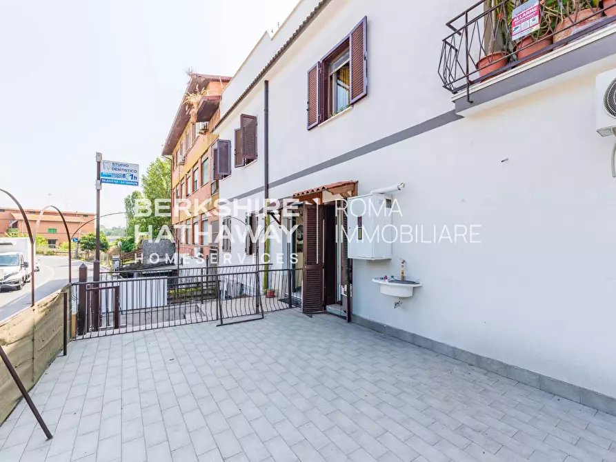 Immagine 3 di Appartamento in vendita  in Via Di Boccea 525 a Roma