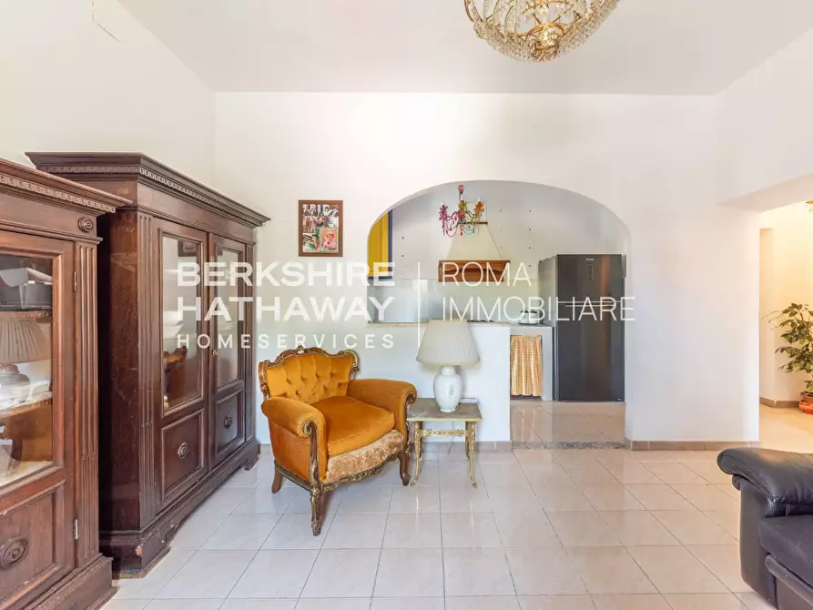 Immagine 5 di Appartamento in vendita  in Via Di Boccea 525 a Roma