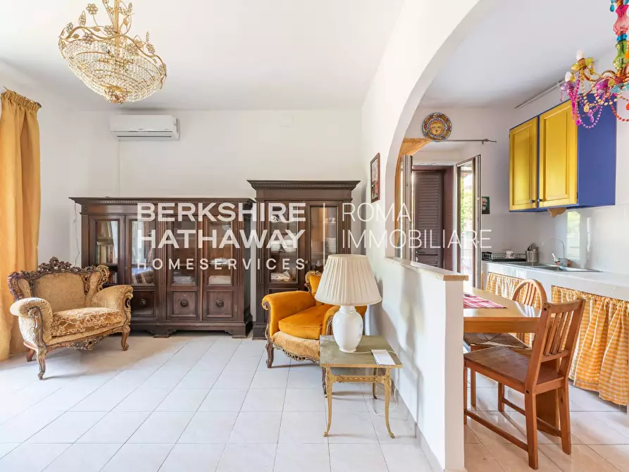 Immagine 6 di Appartamento in vendita  in Via Di Boccea 525 a Roma