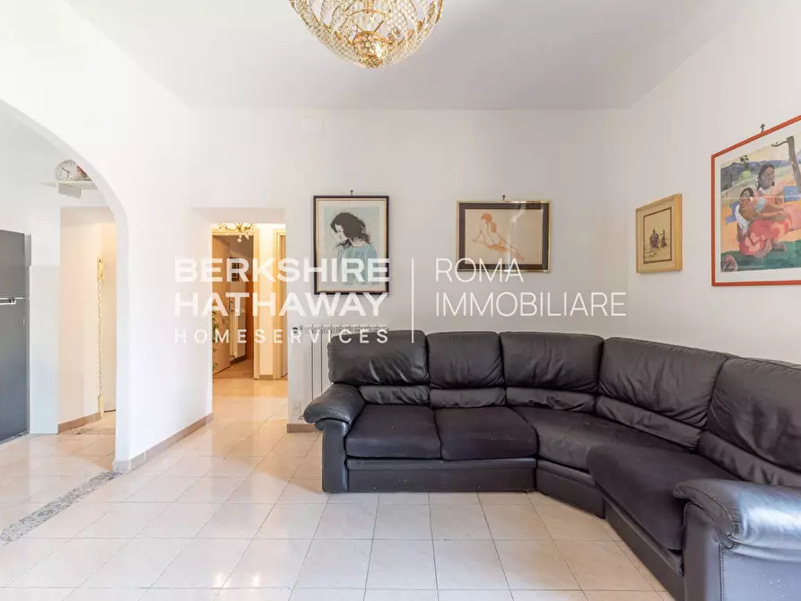 Immagine 8 di Appartamento in vendita  in Via Di Boccea 525 a Roma