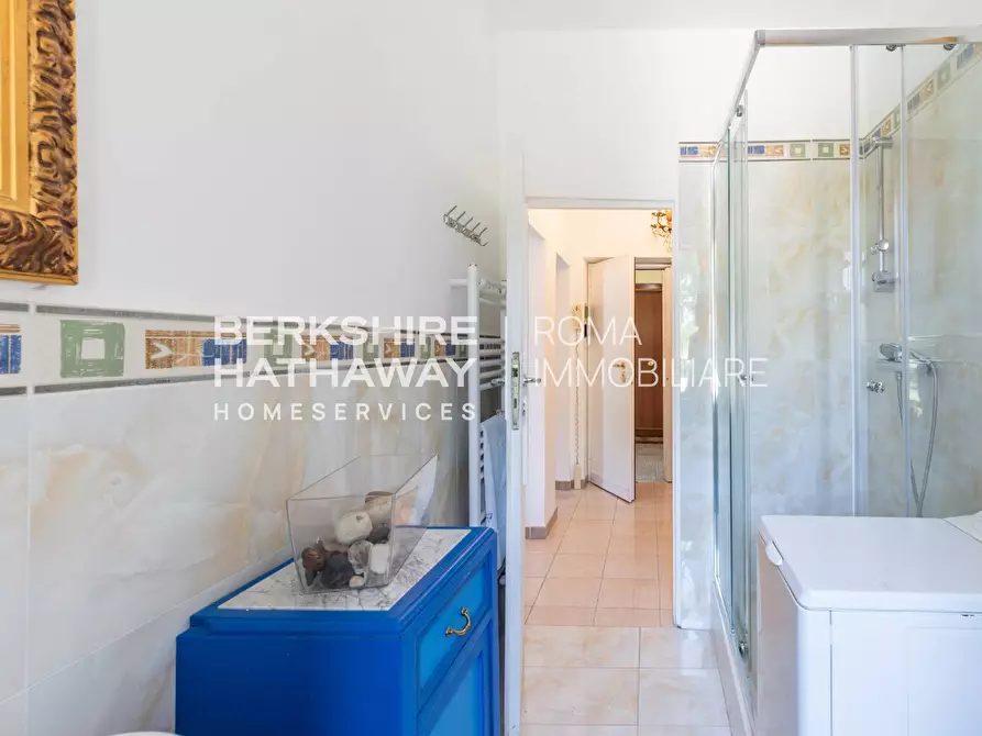 Immagine 17 di Appartamento in vendita  in Via Di Boccea 525 a Roma