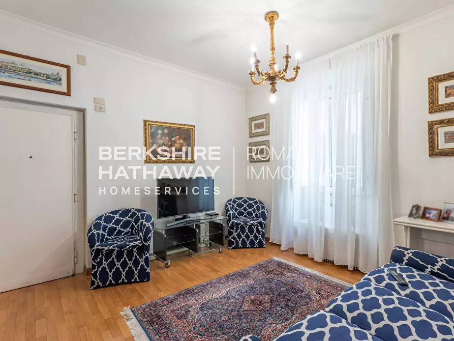 Immagine 4 di Appartamento in vendita  in Via Aurora 1 a Roma