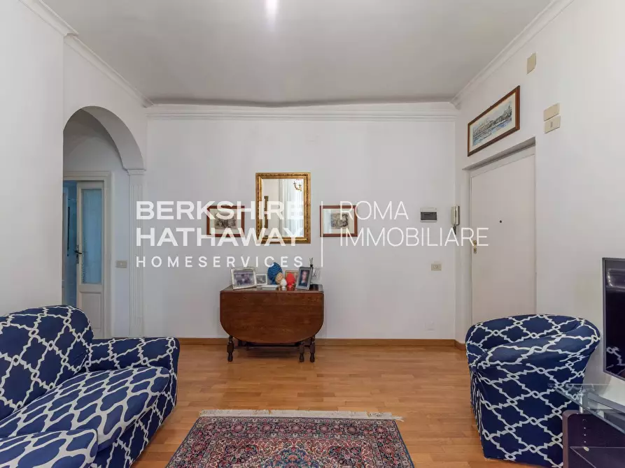 Immagine 6 di Appartamento in vendita  in Via Aurora 1 a Roma