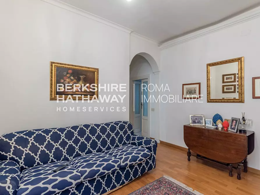 Immagine 7 di Appartamento in vendita  in Via Aurora 1 a Roma