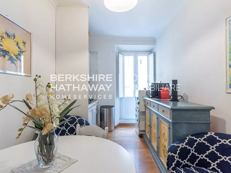 Immagine 9 di Appartamento in vendita  in Via Aurora 1 a Roma