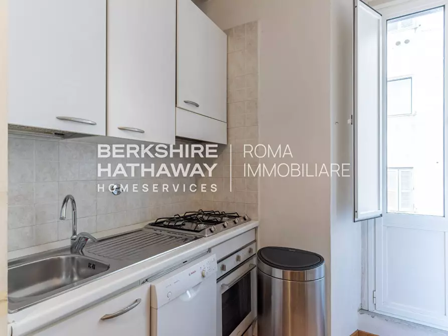 Immagine 15 di Appartamento in vendita  in Via Aurora 1 a Roma