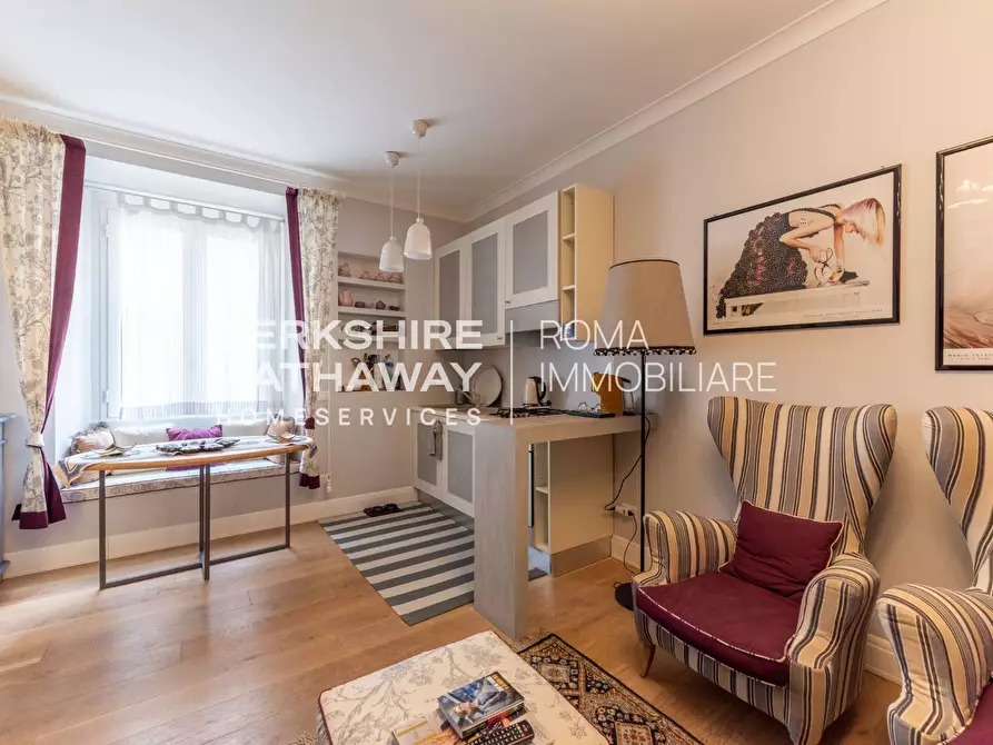 Immagine 1 di Appartamento in vendita  in Via Vittorio Veneto 1 a Roma