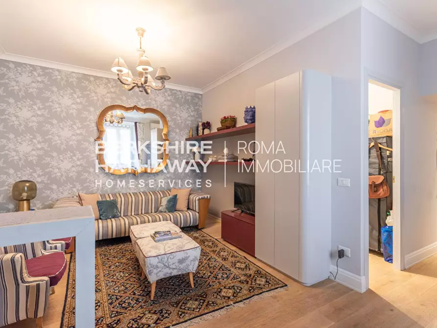 Immagine 4 di Appartamento in vendita  in Via Vittorio Veneto 1 a Roma