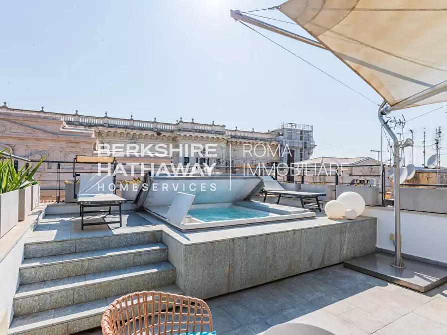 Immagine 2 di Appartamento in affitto  in Piazza Cavour 1 a Roma