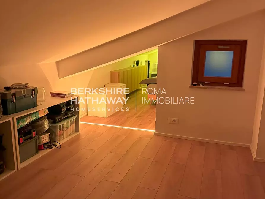 Immagine 25 di Appartamento in vendita  in Via della Maremma a Roma