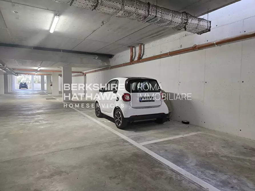 Immagine 37 di Appartamento in vendita  in Via della Maremma a Roma