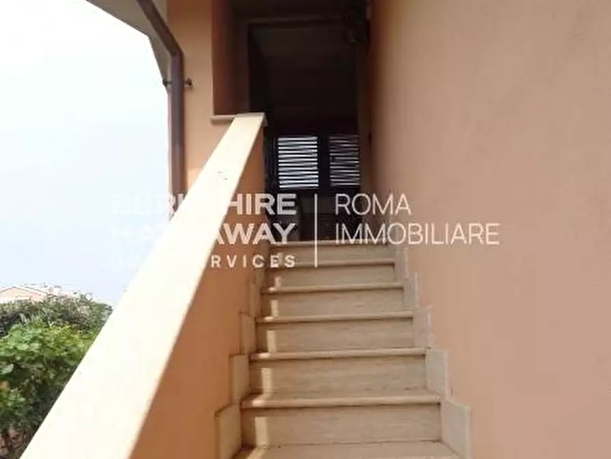 Immagine 14 di Villa in vendita  in Via Padre Vitali a Roma