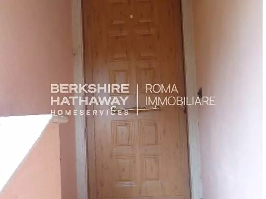 Immagine 16 di Villa in vendita  in Via Padre Vitali a Roma