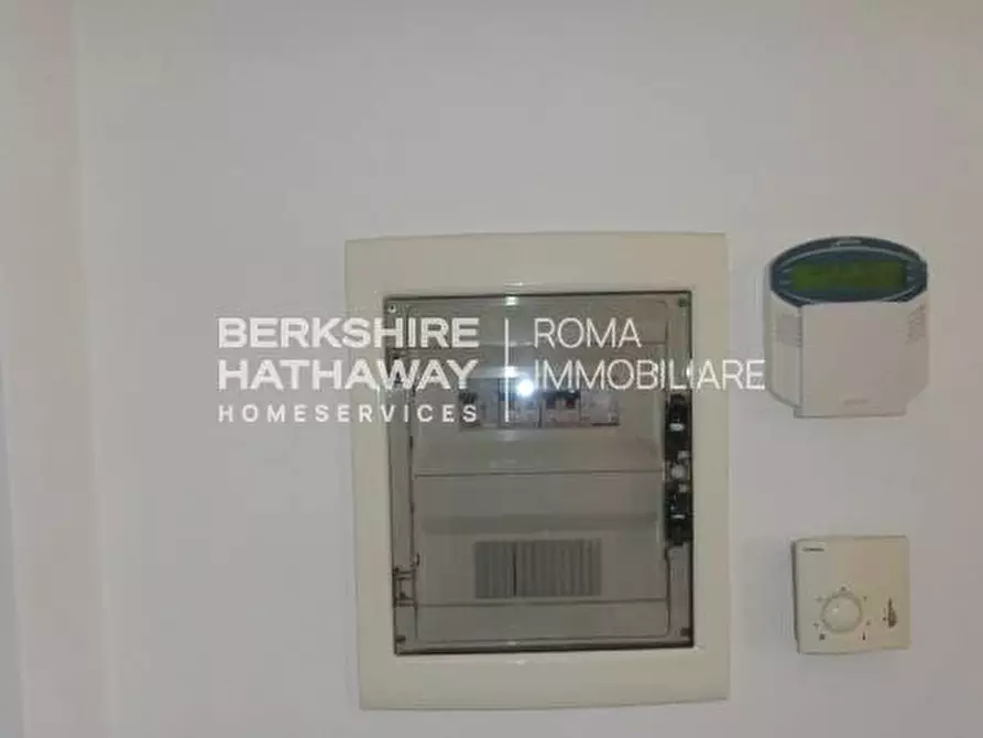 Immagine 27 di Villa in vendita  in Via Padre Vitali a Roma