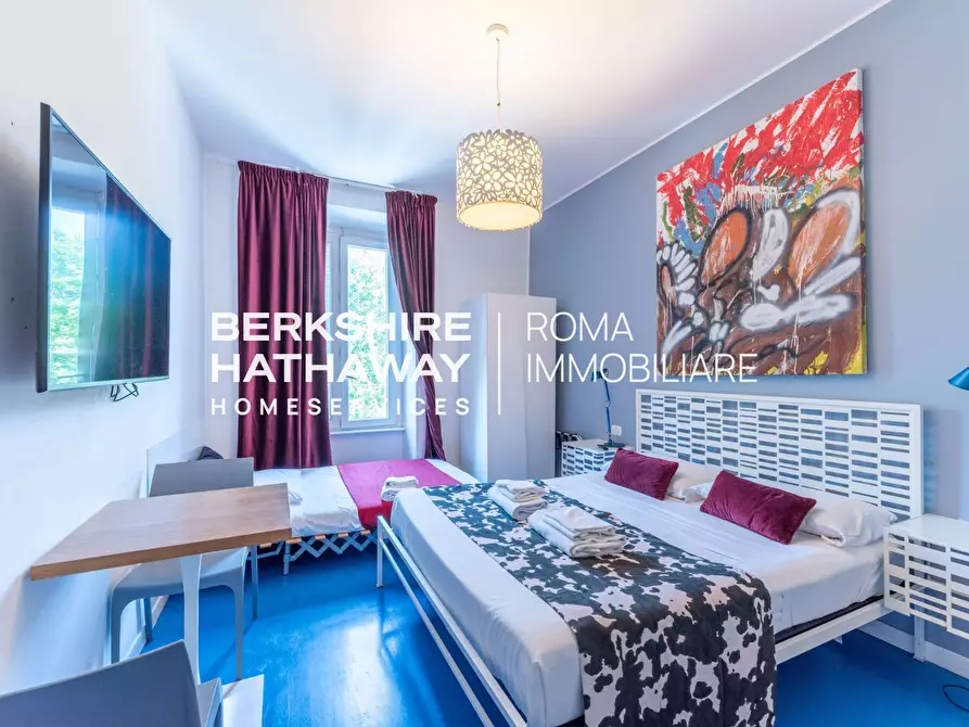 Immagine 8 di Locale commerciale in vendita  a Roma