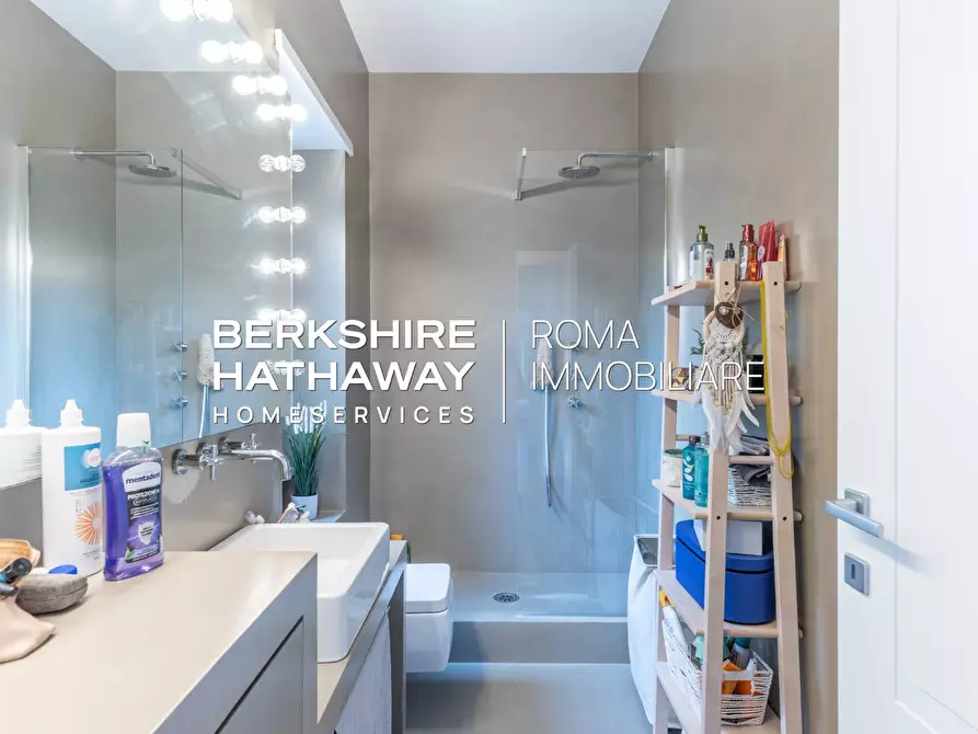 Immagine 16 di Appartamento in vendita  in Via Collalto Sabino a Roma