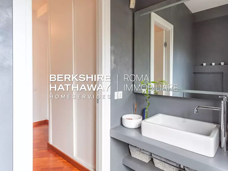 Immagine 20 di Appartamento in vendita  in Via Collalto Sabino a Roma