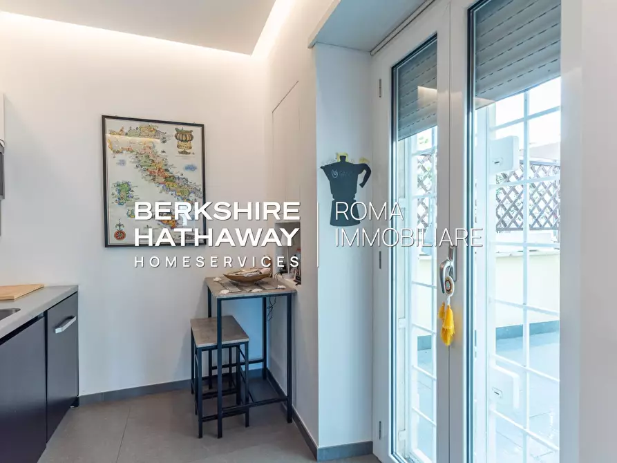 Immagine 13 di Appartamento in vendita  in Via Collalto Sabino a Roma