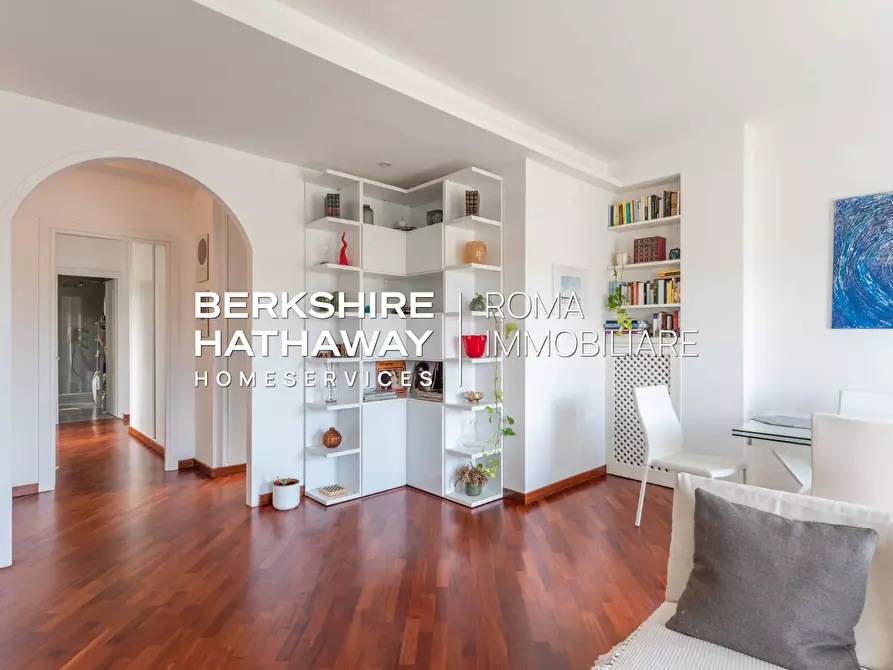 Immagine 4 di Appartamento in vendita  in Via Collalto Sabino a Roma