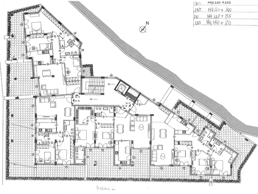 Immagine 28 di Appartamento in vendita  in Via Della Camilluccia a Roma