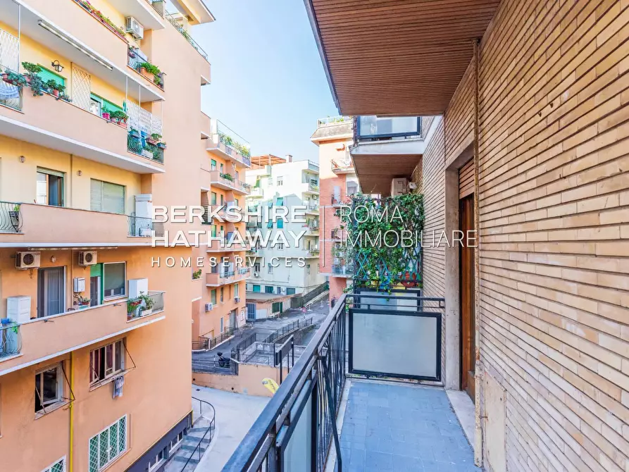 Immagine 28 di Appartamento in vendita  in Via Guido Alfani a Roma