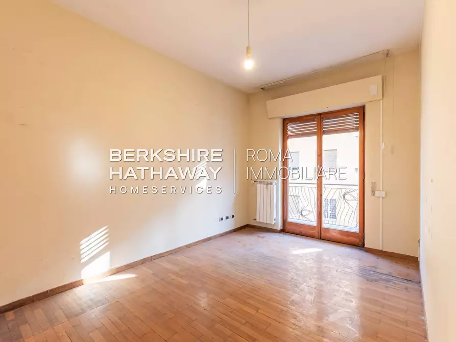 Immagine 12 di Appartamento in vendita  in Via Guido Alfani a Roma