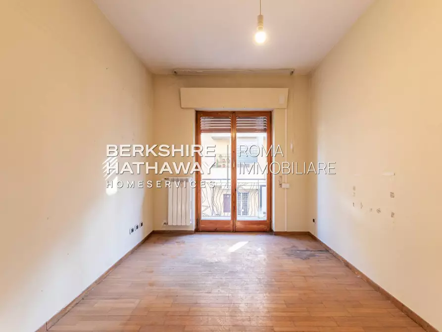 Immagine 13 di Appartamento in vendita  in Via Guido Alfani a Roma