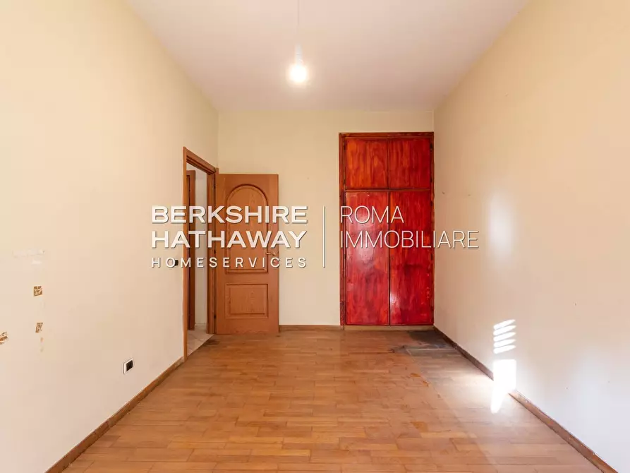 Immagine 14 di Appartamento in vendita  in Via Guido Alfani a Roma