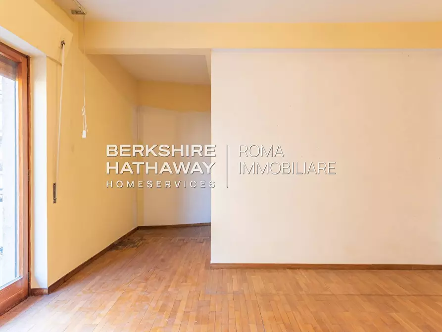 Immagine 17 di Appartamento in vendita  in Via Guido Alfani a Roma