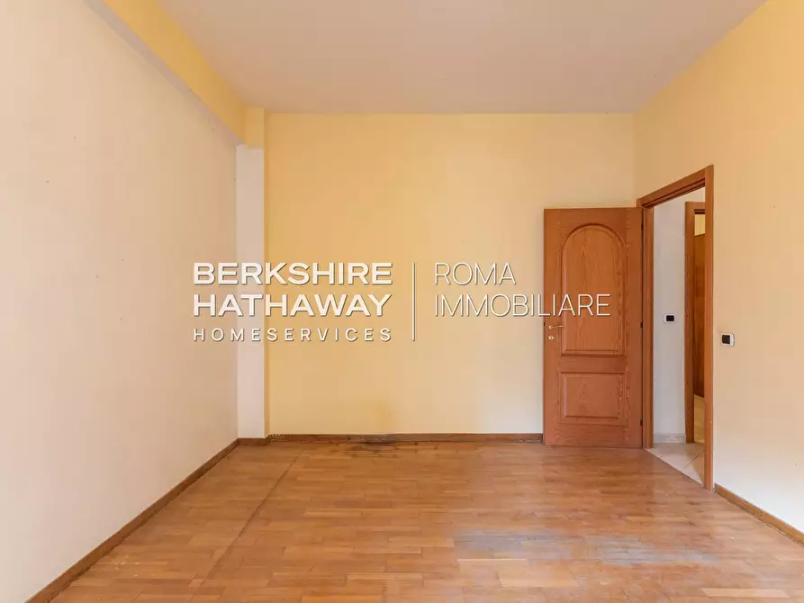 Immagine 18 di Appartamento in vendita  in Via Guido Alfani a Roma