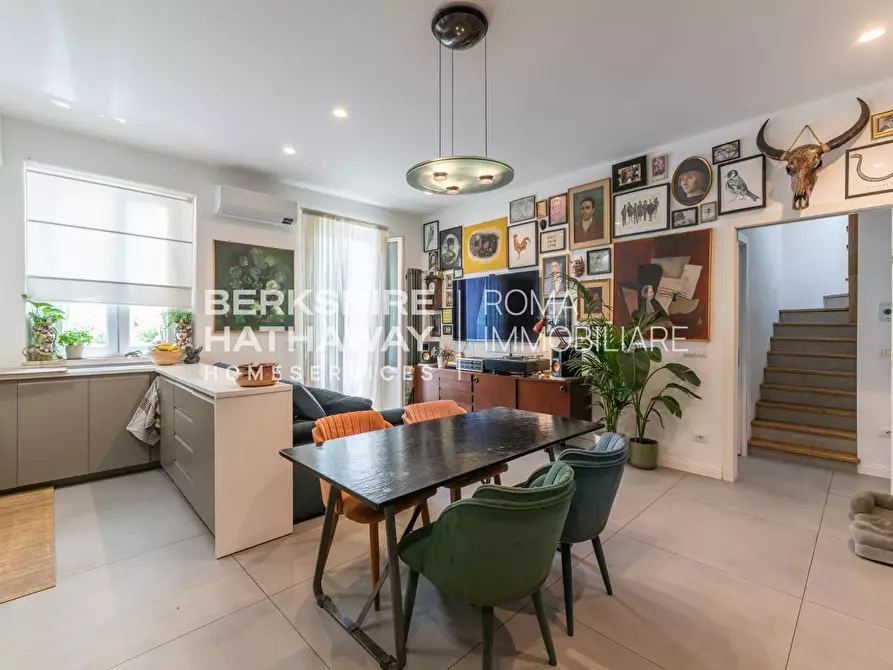 Immagine 10 di Appartamento in vendita  in Via Montebello a Roma