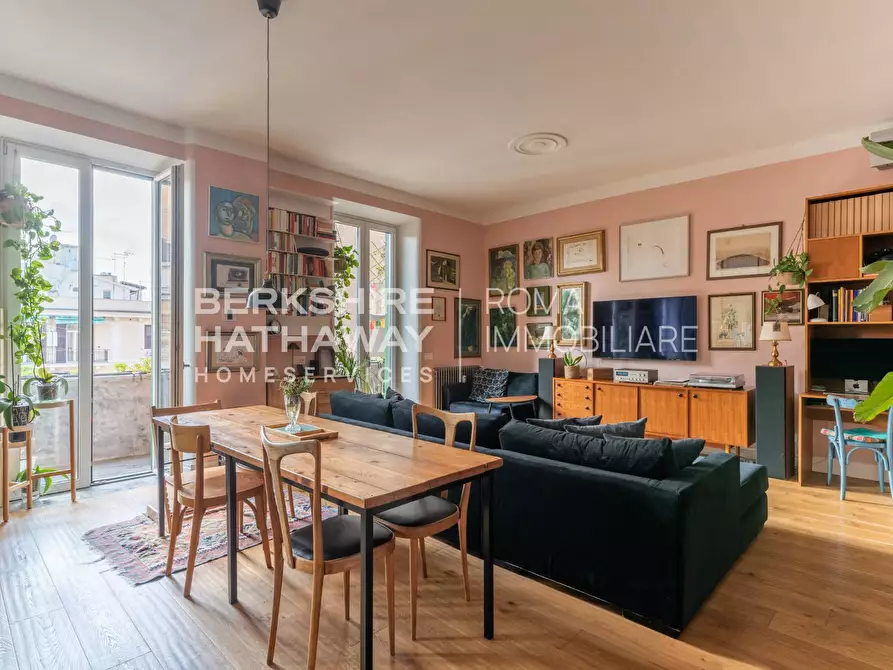 Immagine 3 di Appartamento in vendita  in Via di Porta Maggiore a Roma