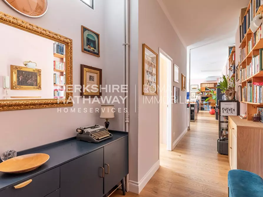 Immagine 15 di Appartamento in vendita  in Via di Porta Maggiore a Roma