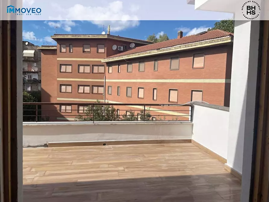 Immagine 10 di Appartamento in vendita  in Via Pietro Paolo Vergerio a Roma