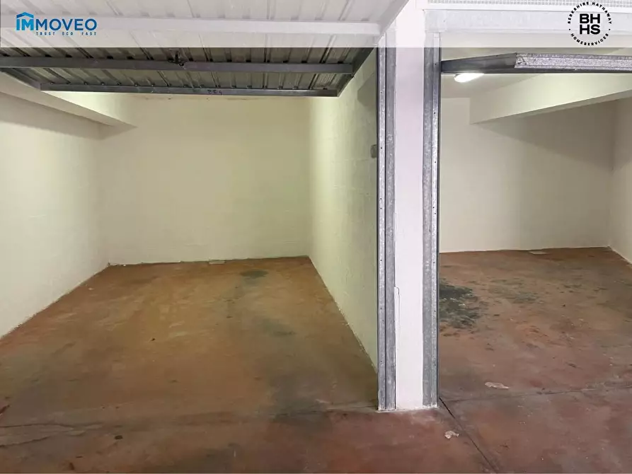 Immagine 25 di Appartamento in vendita  in Via Pietro Paolo Vergerio a Roma