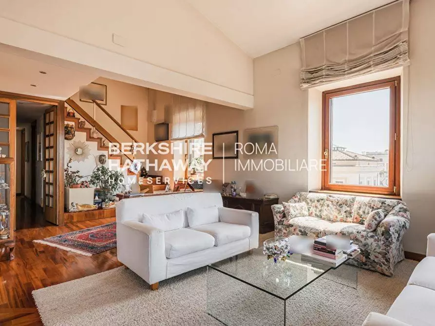 Immagine 2 di Appartamento in vendita  in Via Gaeta a Roma