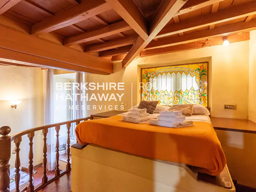 Immagine 17 di Appartamento in vendita  in Via Del Gesu' a Roma