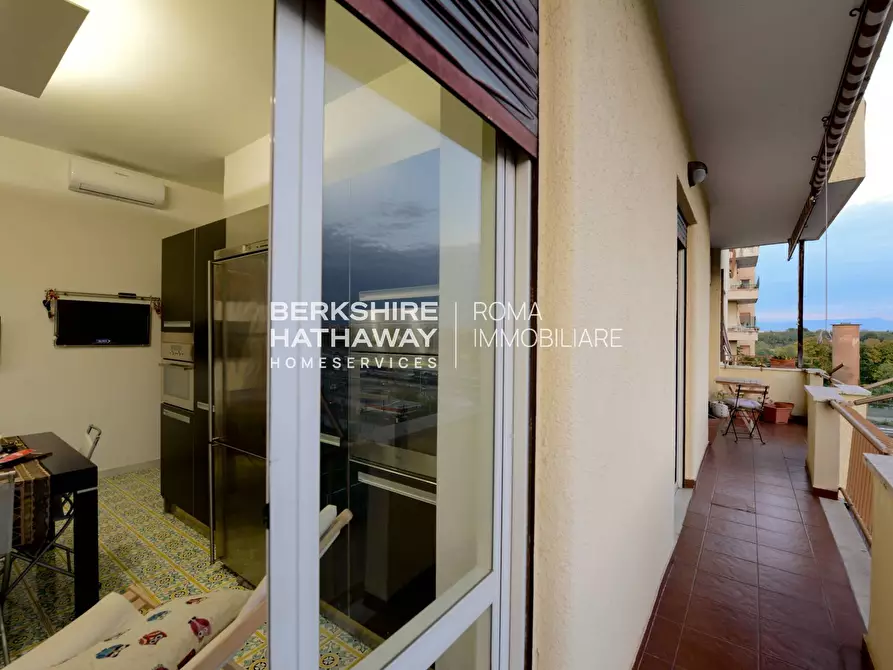 Immagine 23 di Appartamento in vendita  in Via Salento a Roma