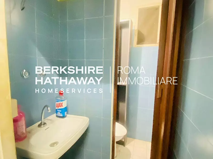 Immagine 7 di Locale commerciale in affitto  in Sangemini 82 a Roma