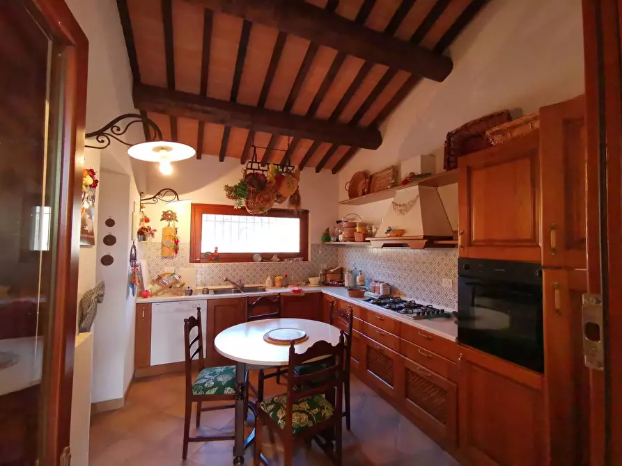 Immagine 32 di Rustico / casale in vendita  a Porto Sant'elpidio