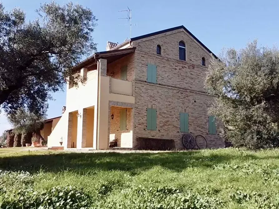 Immagine 38 di Rustico / casale in vendita  a Porto Sant'elpidio