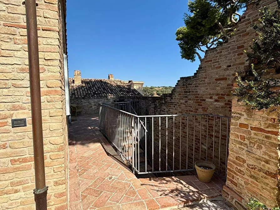 Immagine 35 di Villa in vendita  a Cupra Marittima