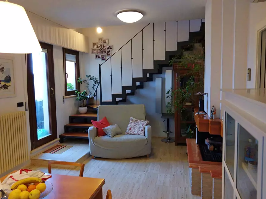 Immagine 9 di Casa indipendente in vendita  in piazza della liberta 18 a Acquaviva Picena