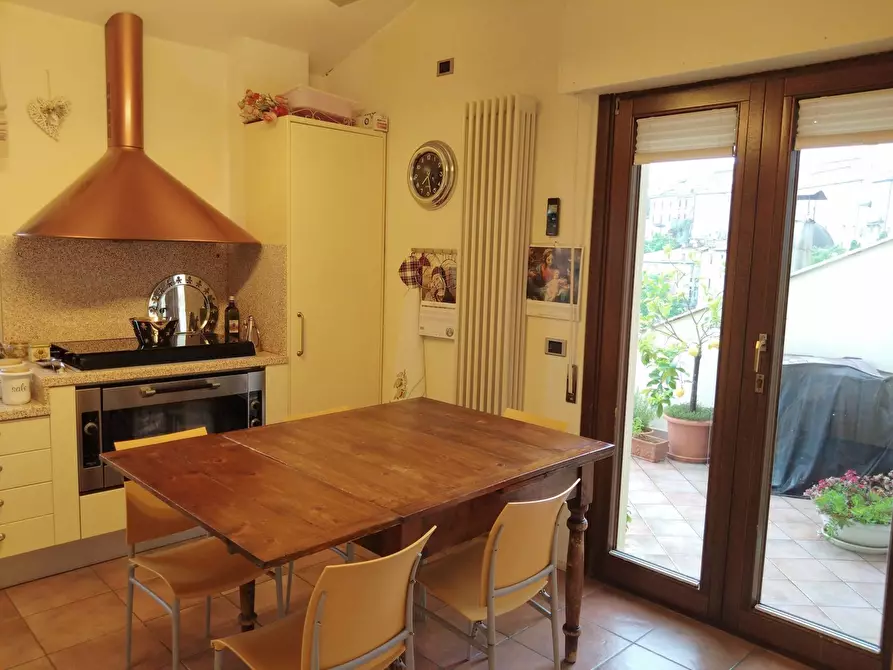 Immagine 15 di Casa indipendente in vendita  in piazza della liberta 18 a Acquaviva Picena