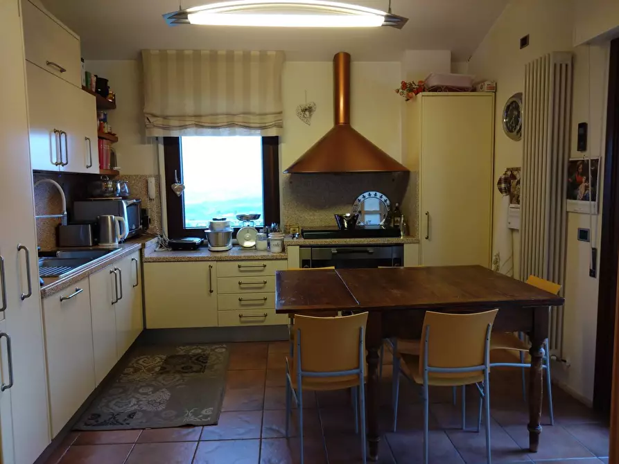 Immagine 18 di Casa indipendente in vendita  in piazza della liberta 18 a Acquaviva Picena